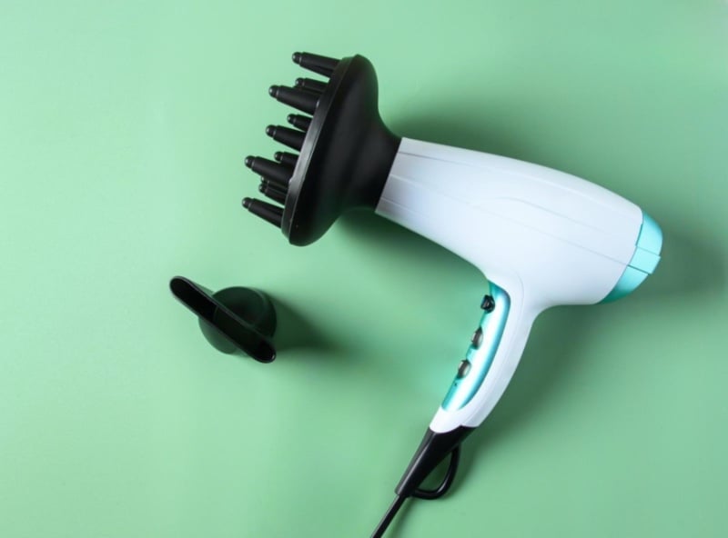 blow dryer with diffuser curly hair
