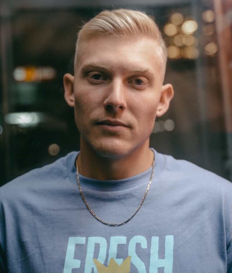 blonde hair men