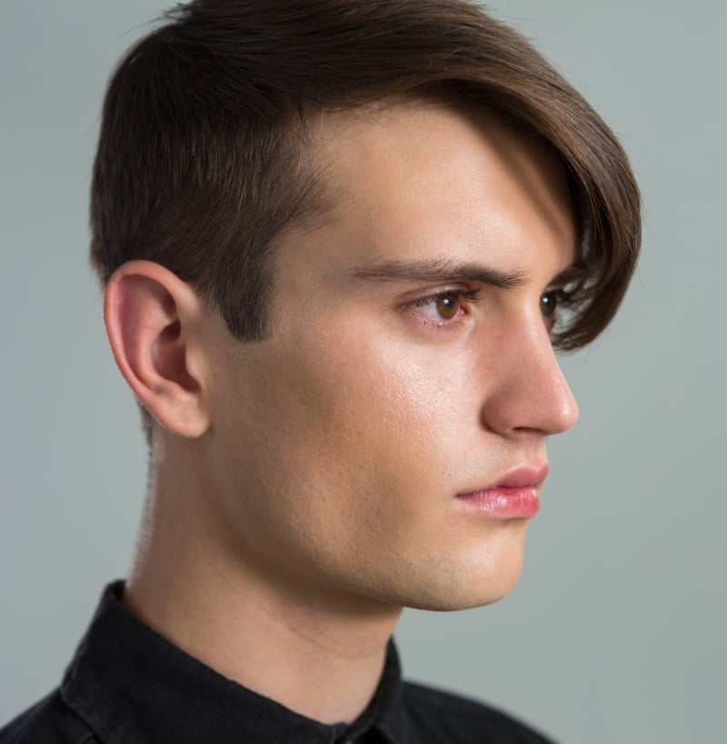 side swoop hairstyle men