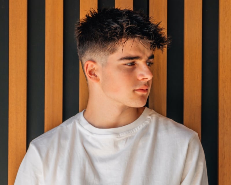 textured crop undercut