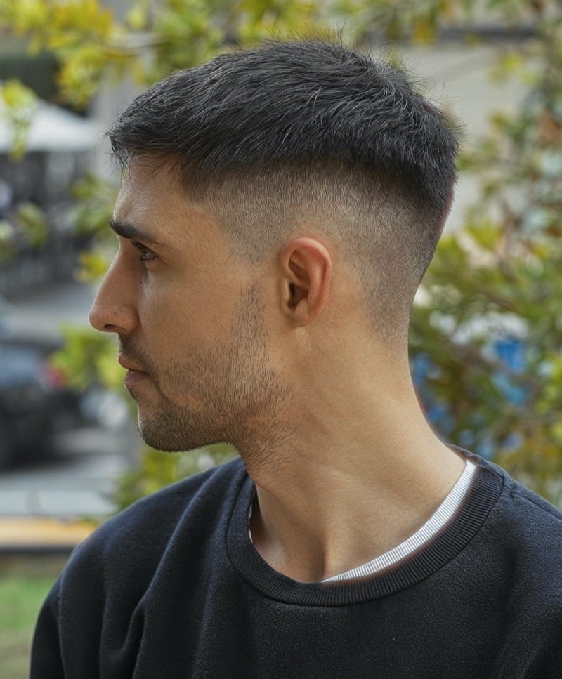 short hair undercut men