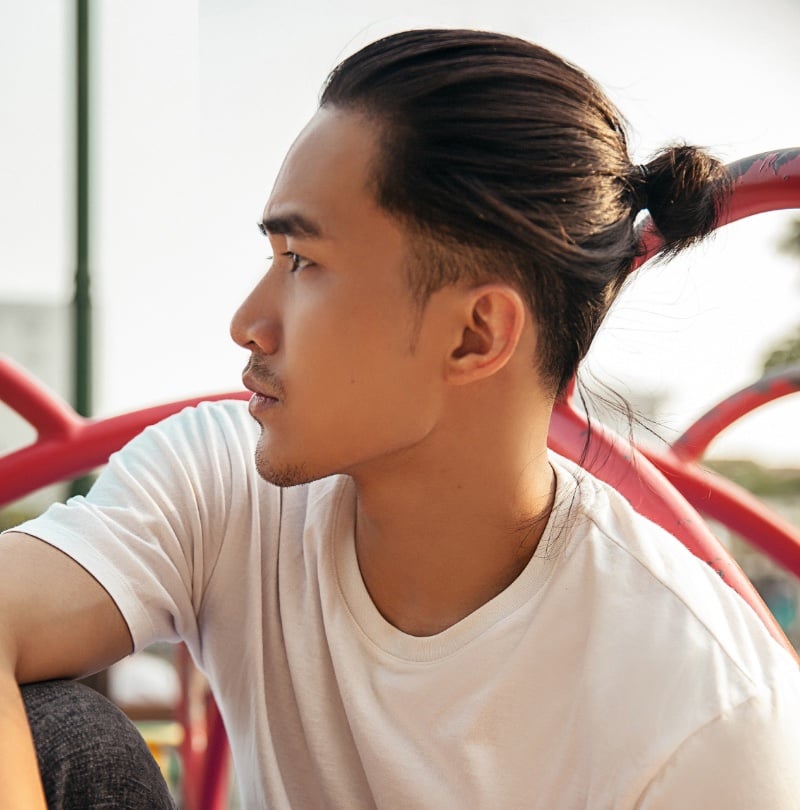 sleek man bun