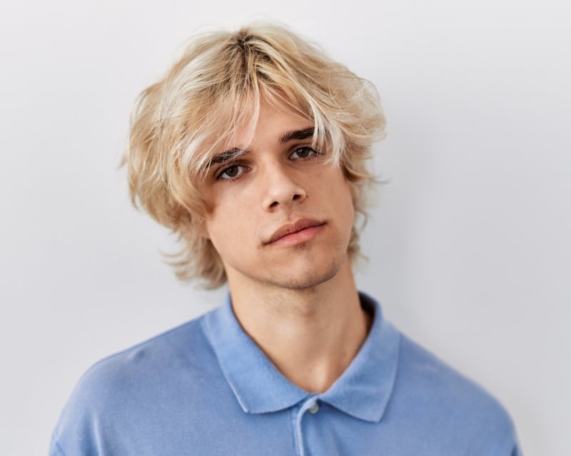 blonde medium wolf cut men