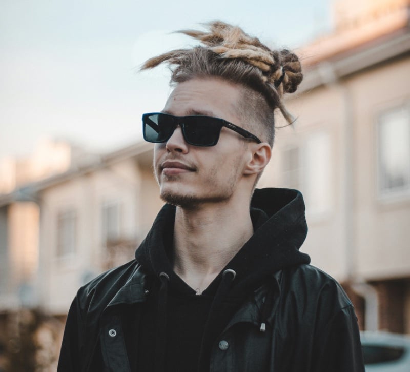 dreadlock bun undercut men