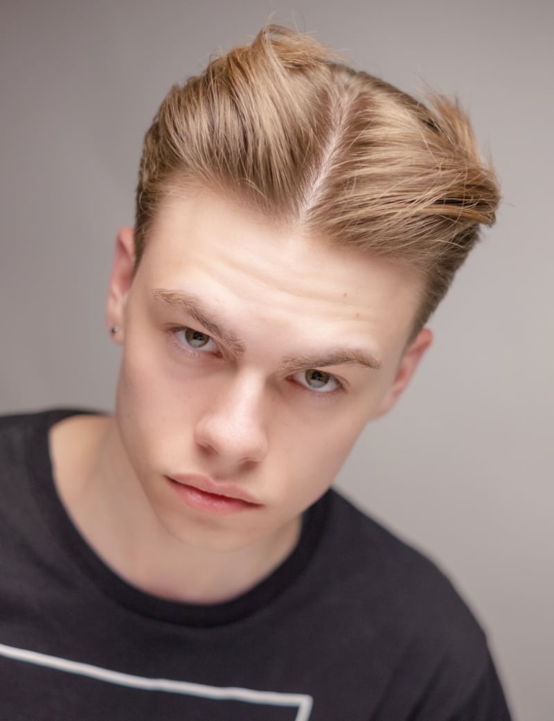 middle part quiff men