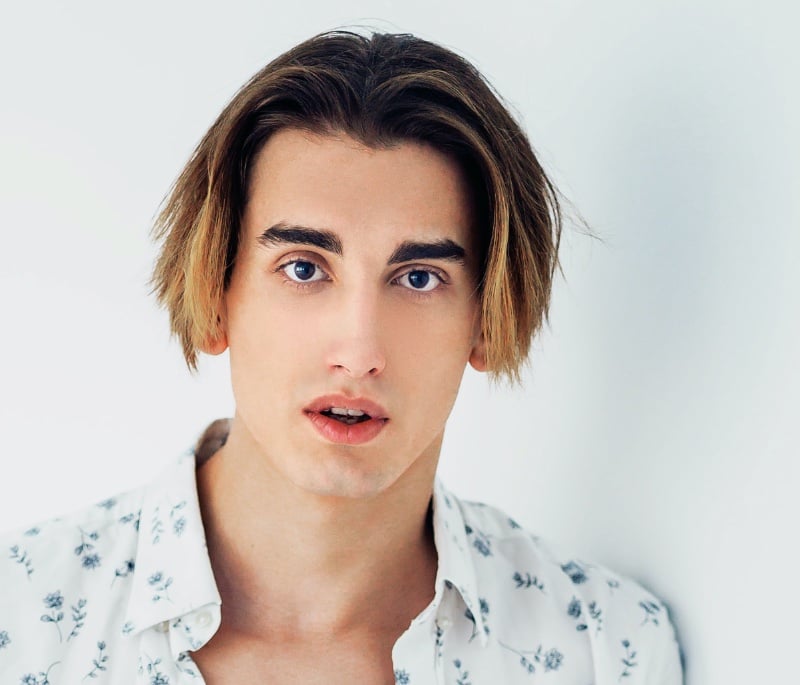 middle part with highlights men