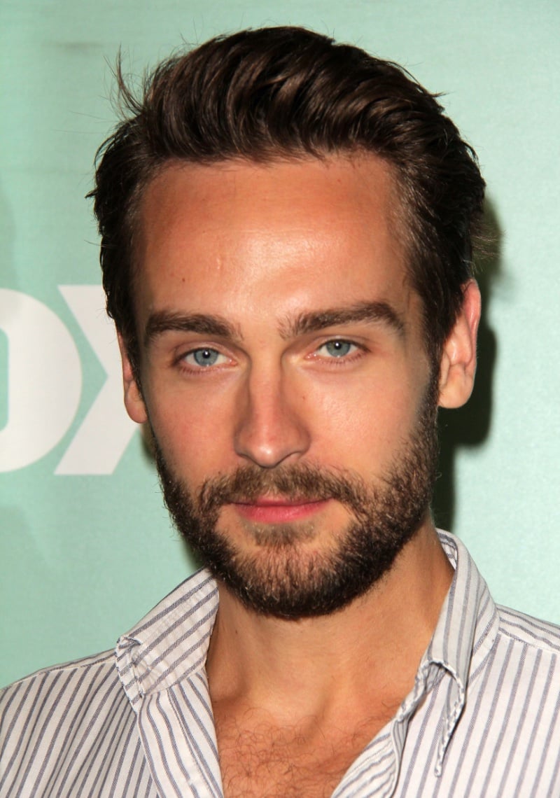 Tom Mison slick back