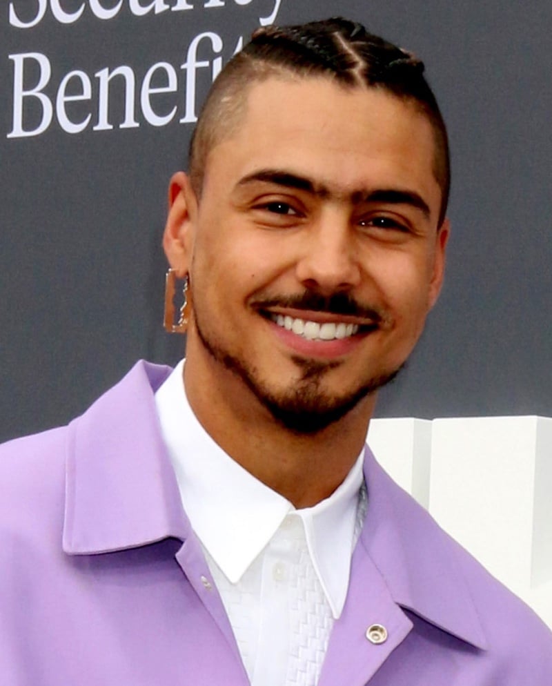 chinstrap beard Quincy Brown