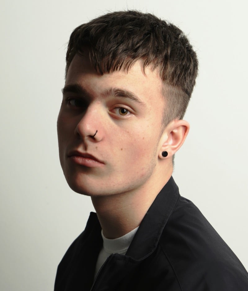 disconnected French crop with sharp weight line and shaved sides