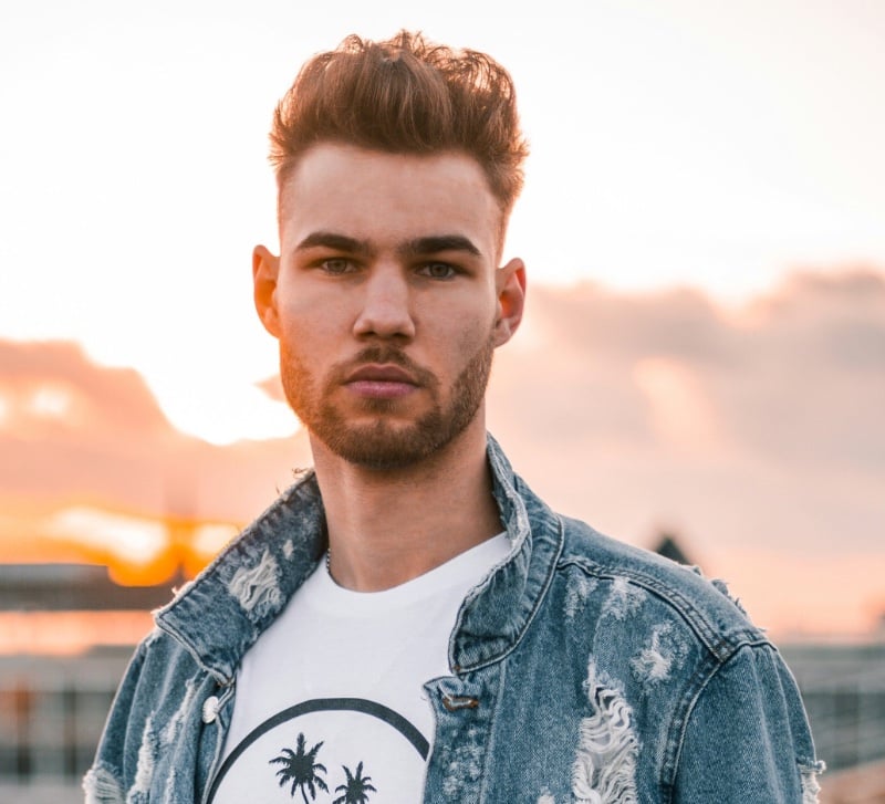 modern quiff haircut men