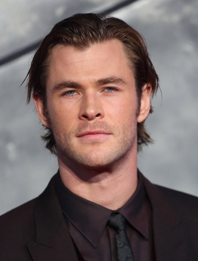 brush back flow Chris Hemsworth