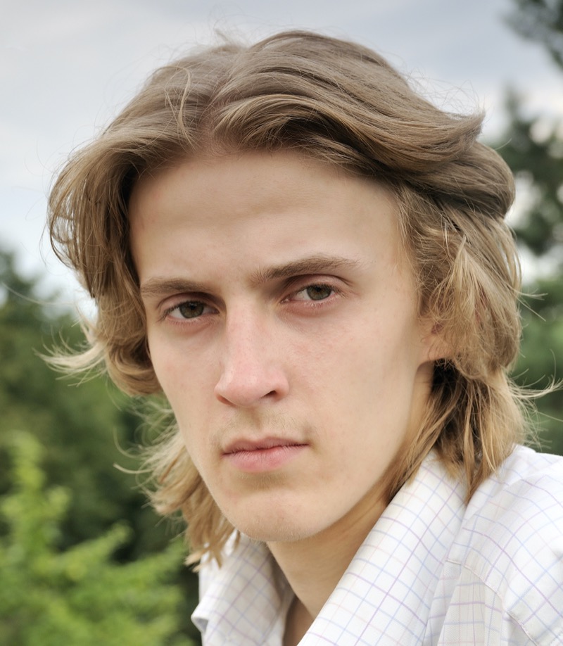 layered curtain haircut men