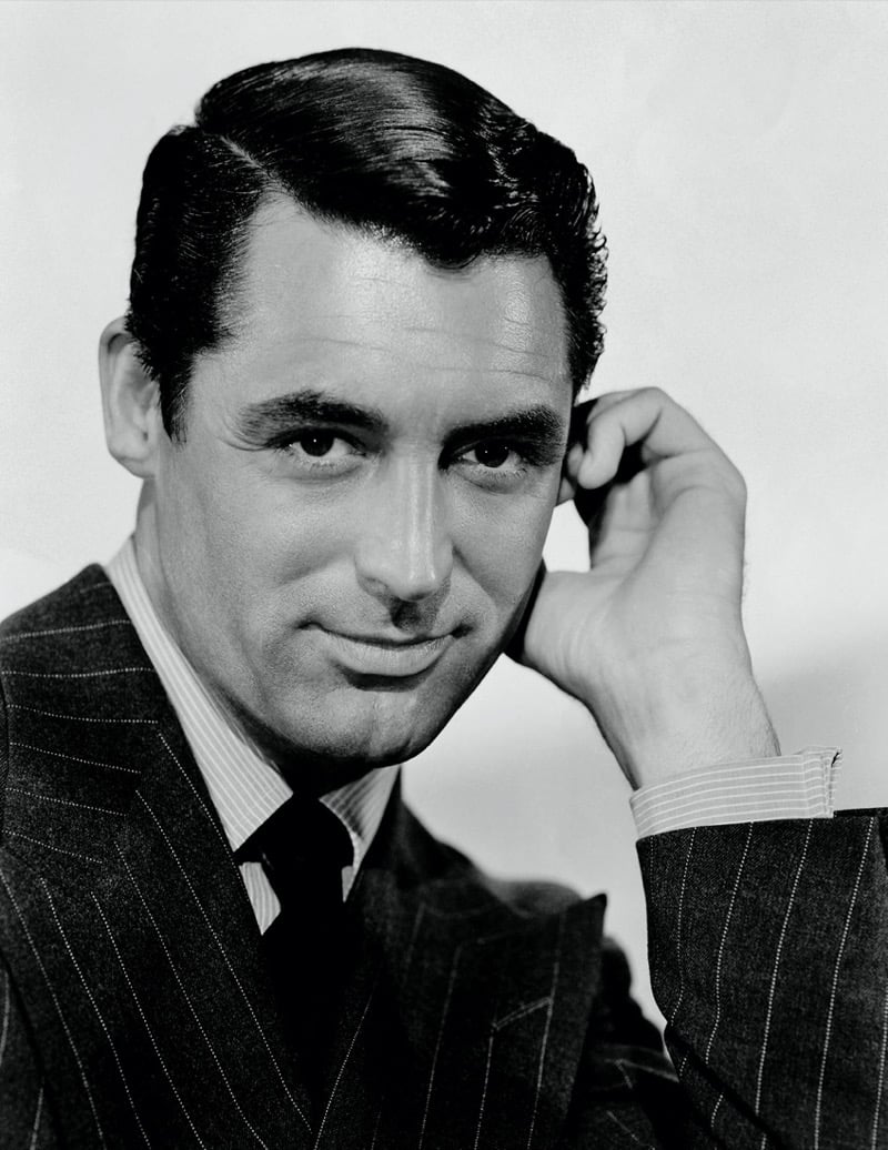 Cary Grant with a side part in 1941