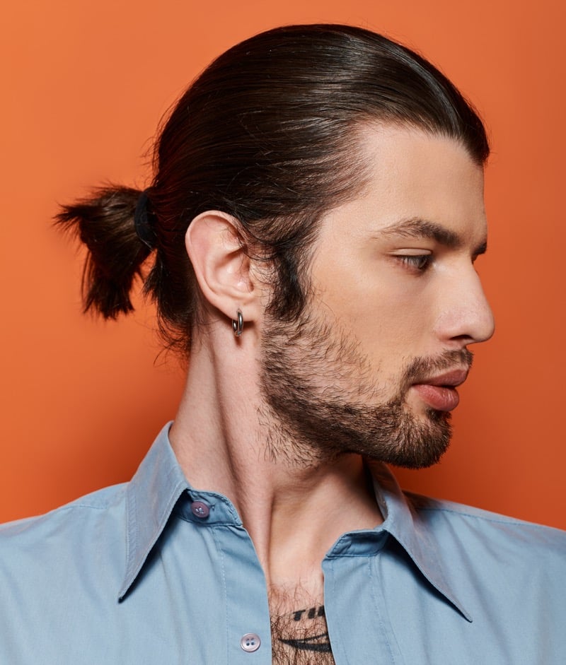 man bun straight hair men