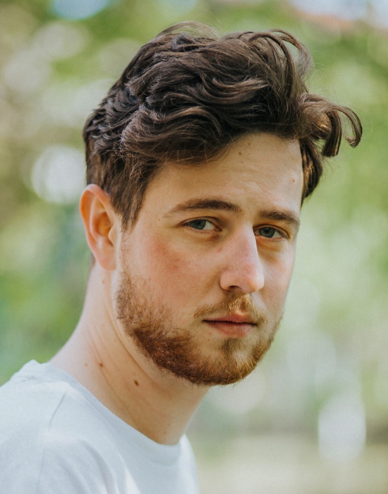 natural wavy hair men