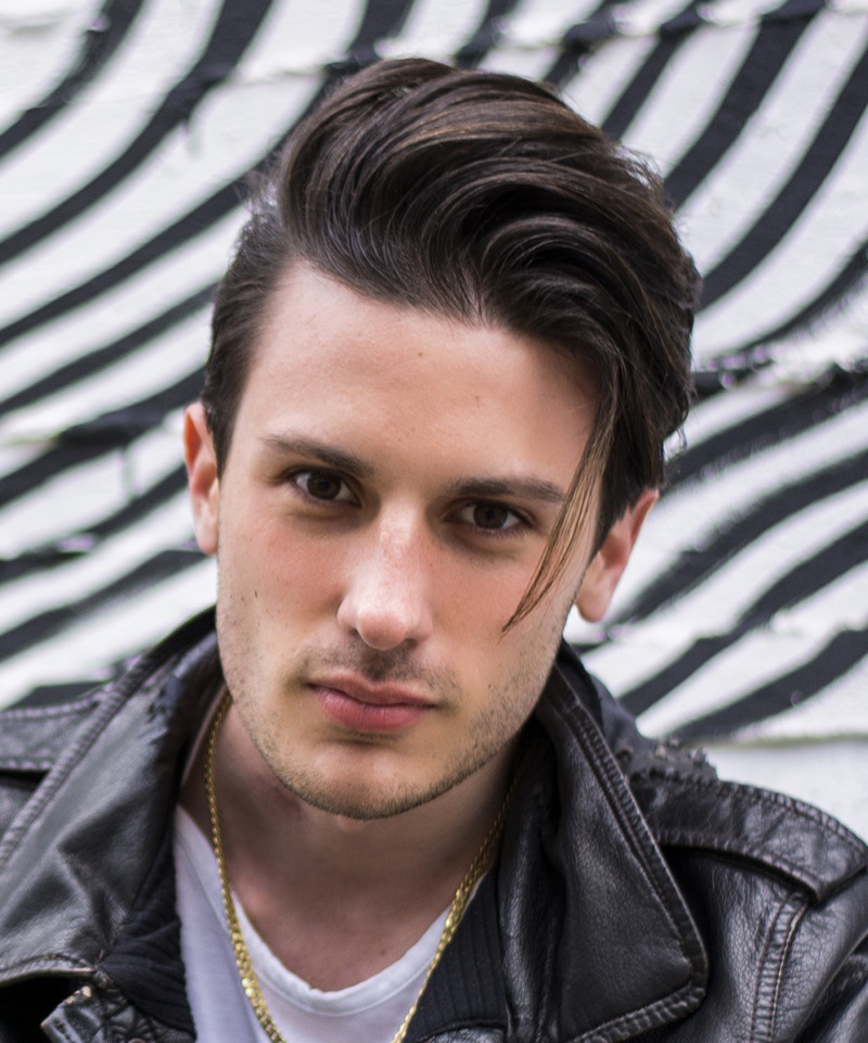 pompadour straight hair men