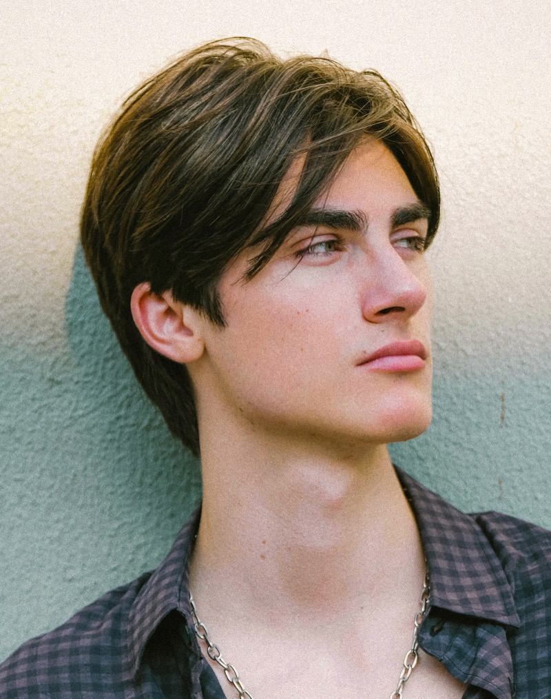 layered haircut straight hair men